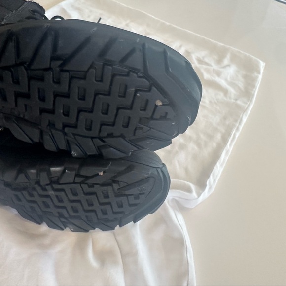 Hiking boot’s lightly used - size 10, men’s - Picture 12 of 13